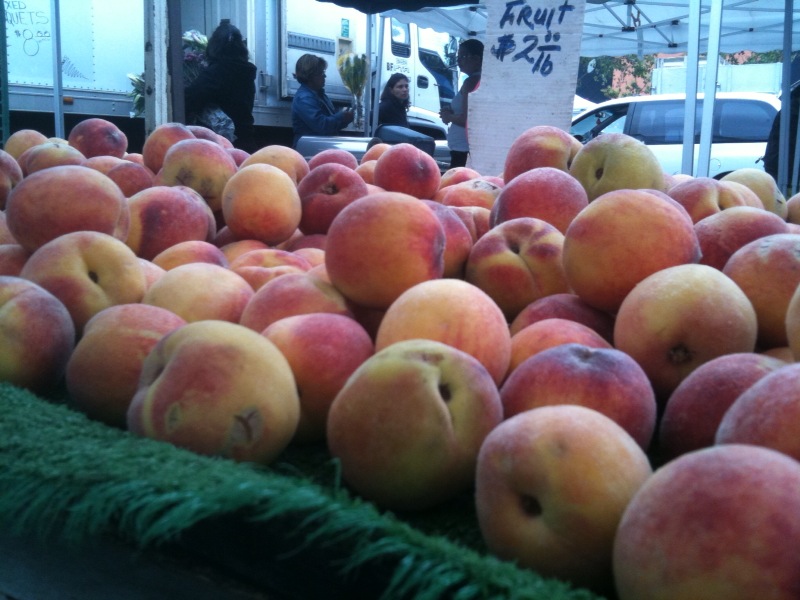 peaches at the alhambra farmer's market