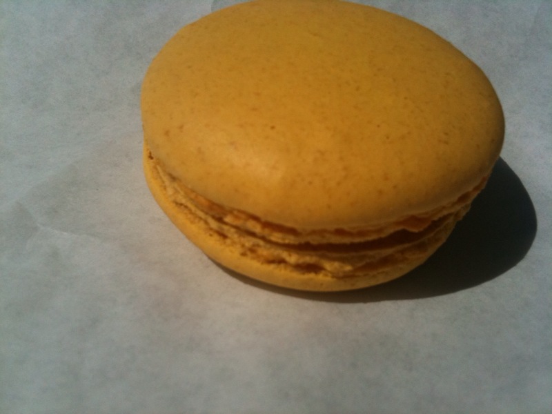 Cafe Luxxe Macaron